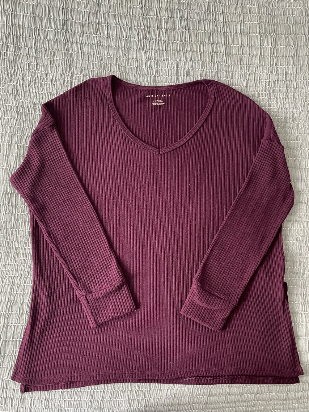 American Eagle Burgundy Oversized V Neck Ribbed Soft Long Sleeve Tee Size S